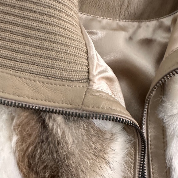 FABULOUS
Rabbit Bomber coat by Black Rivet .Multicolor - Picture 9 of 13